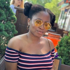 Meet your Posher, Mirian